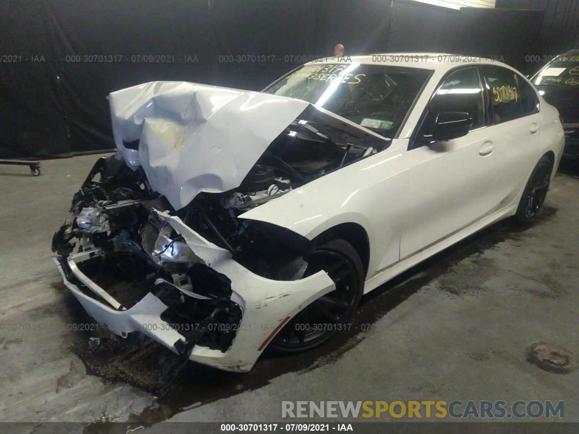 2 Photograph of a damaged car 3MW5R7J03M8B82580 BMW 3 SERIES 2021