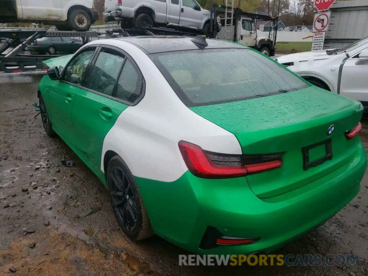 3 Photograph of a damaged car 3MW5R7J04M8B49636 BMW 3 SERIES 2021