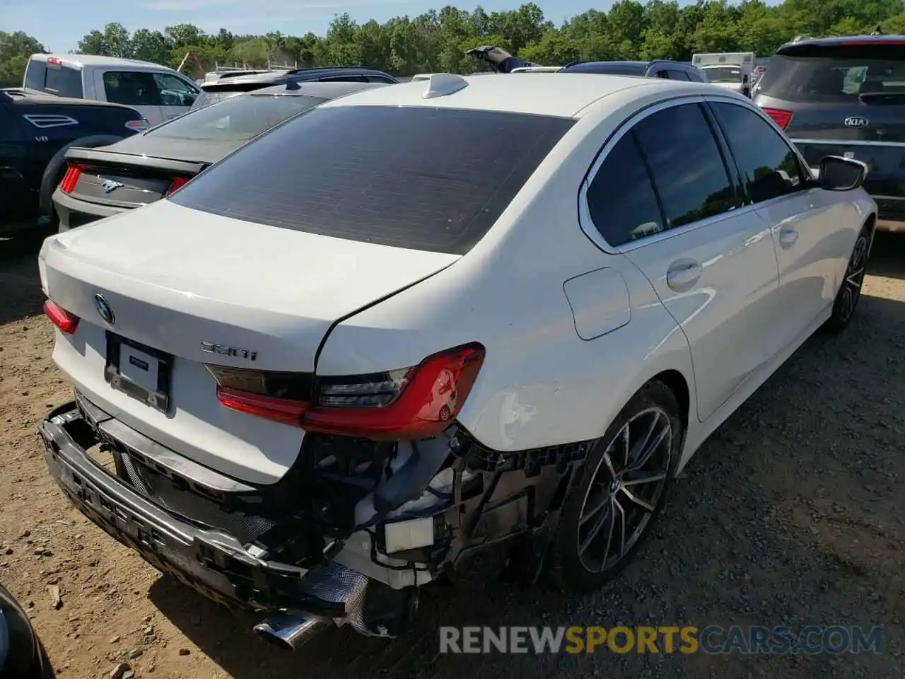 4 Photograph of a damaged car 3MW5R7J04M8B61172 BMW 3 SERIES 2021