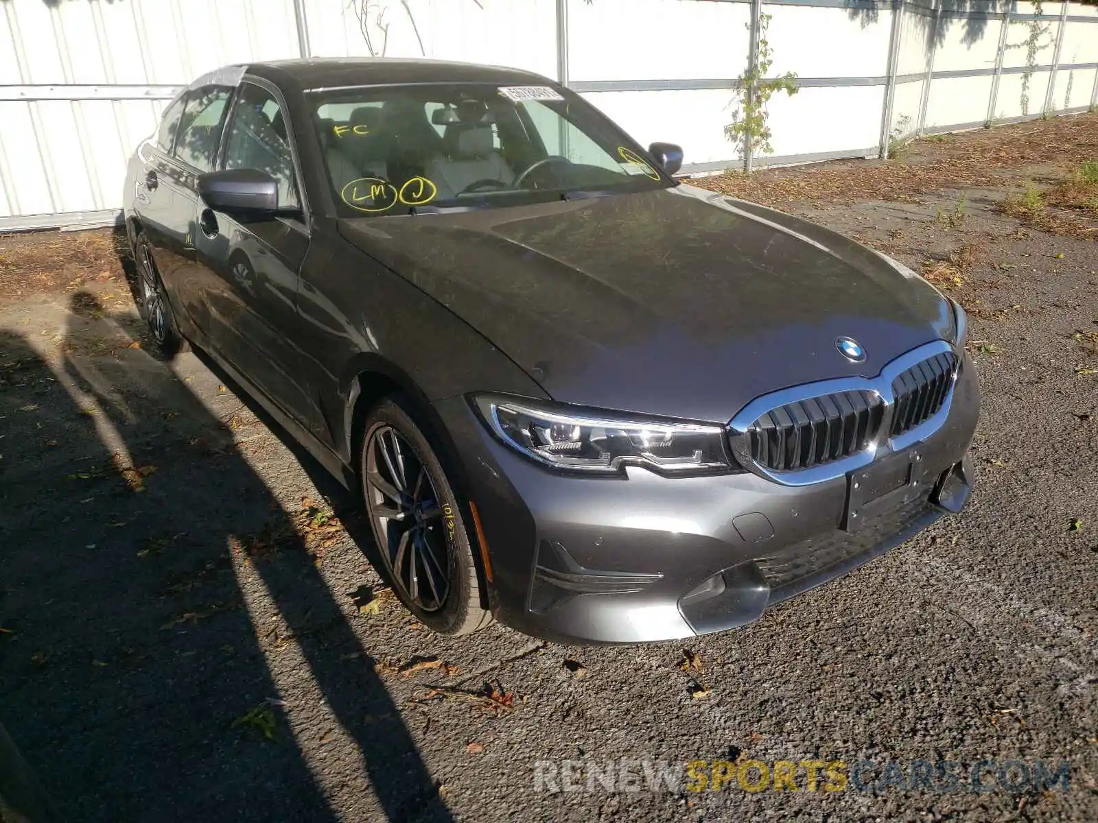 1 Photograph of a damaged car 3MW5R7J04M8B70955 BMW 3 SERIES 2021