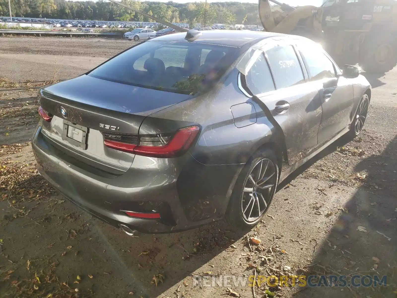 4 Photograph of a damaged car 3MW5R7J04M8B70955 BMW 3 SERIES 2021