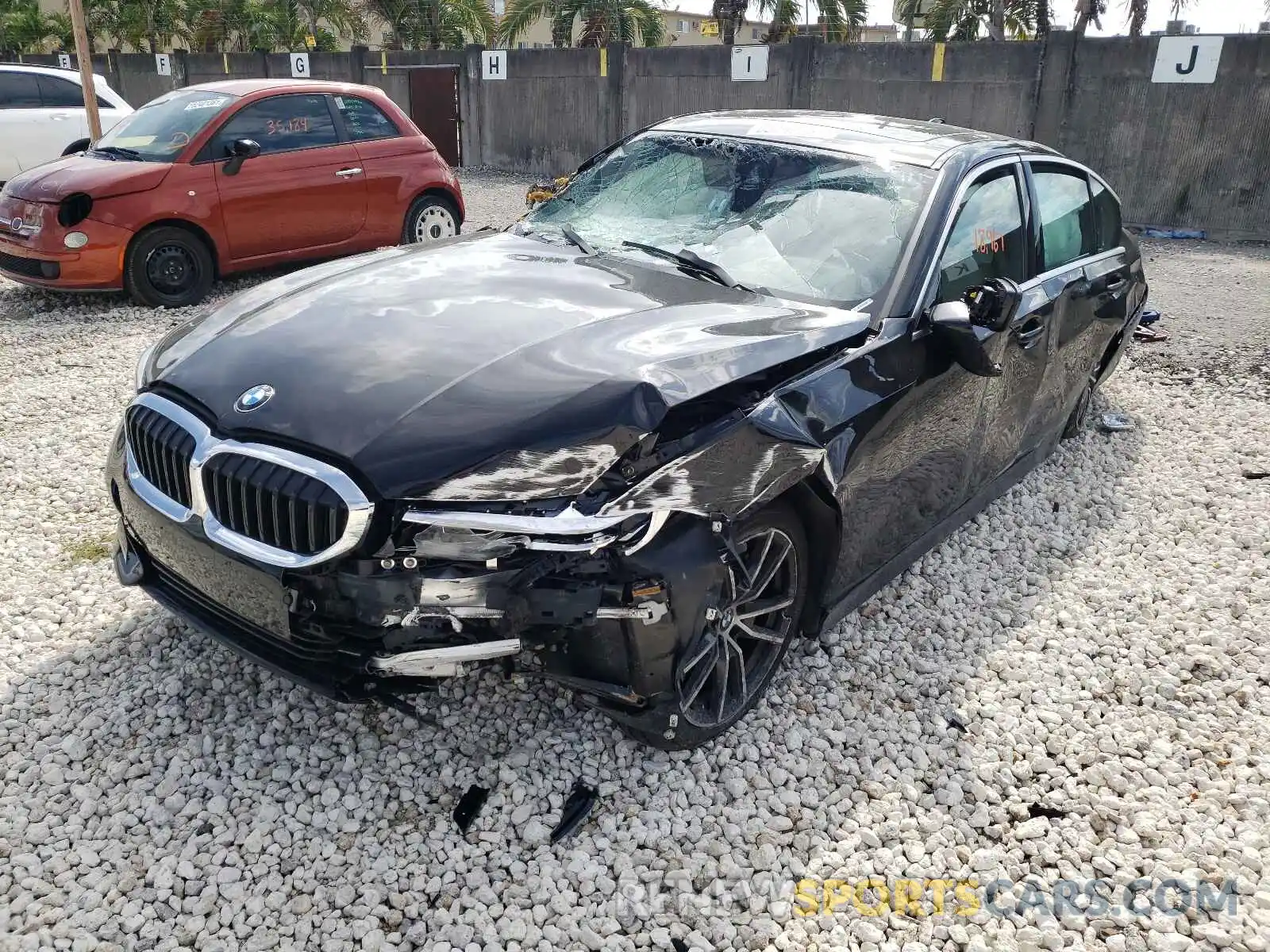 2 Фотография поврежденного автомобиля 3MW5R7J04M8B81602 BMW 3 SERIES 2021