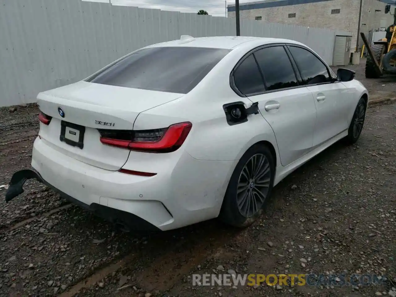 4 Photograph of a damaged car 3MW5R7J04M8C06191 BMW 3 SERIES 2021