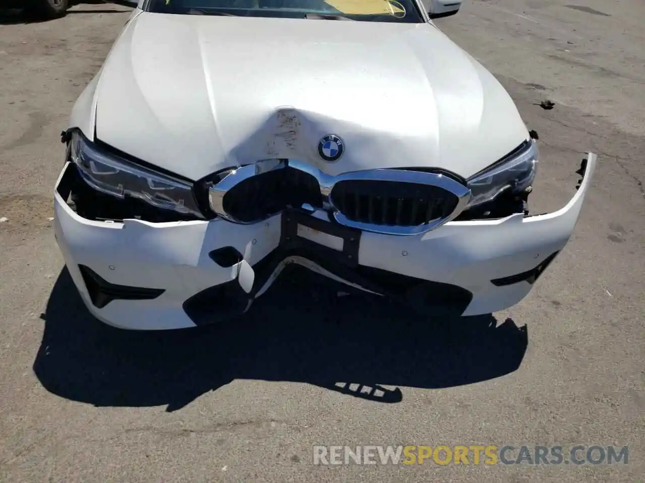 9 Photograph of a damaged car 3MW5R7J04M8C12055 BMW 3 SERIES 2021