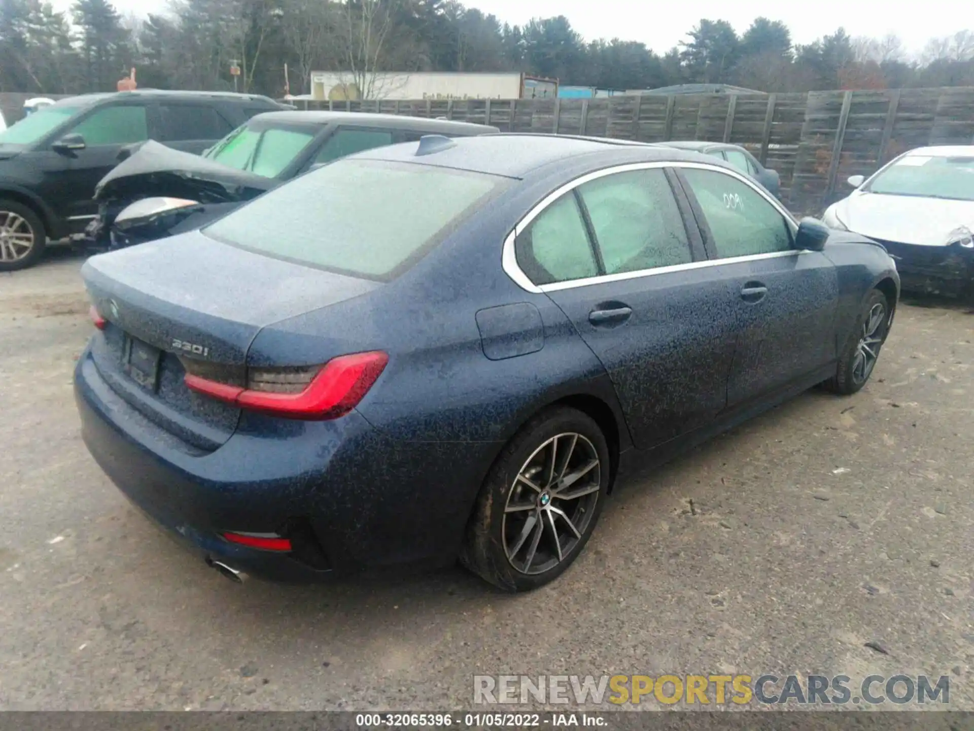 4 Photograph of a damaged car 3MW5R7J05M8B49399 BMW 3 SERIES 2021