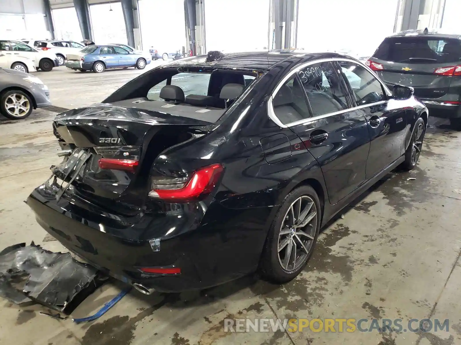 4 Photograph of a damaged car 3MW5R7J05M8B76313 BMW 3 SERIES 2021