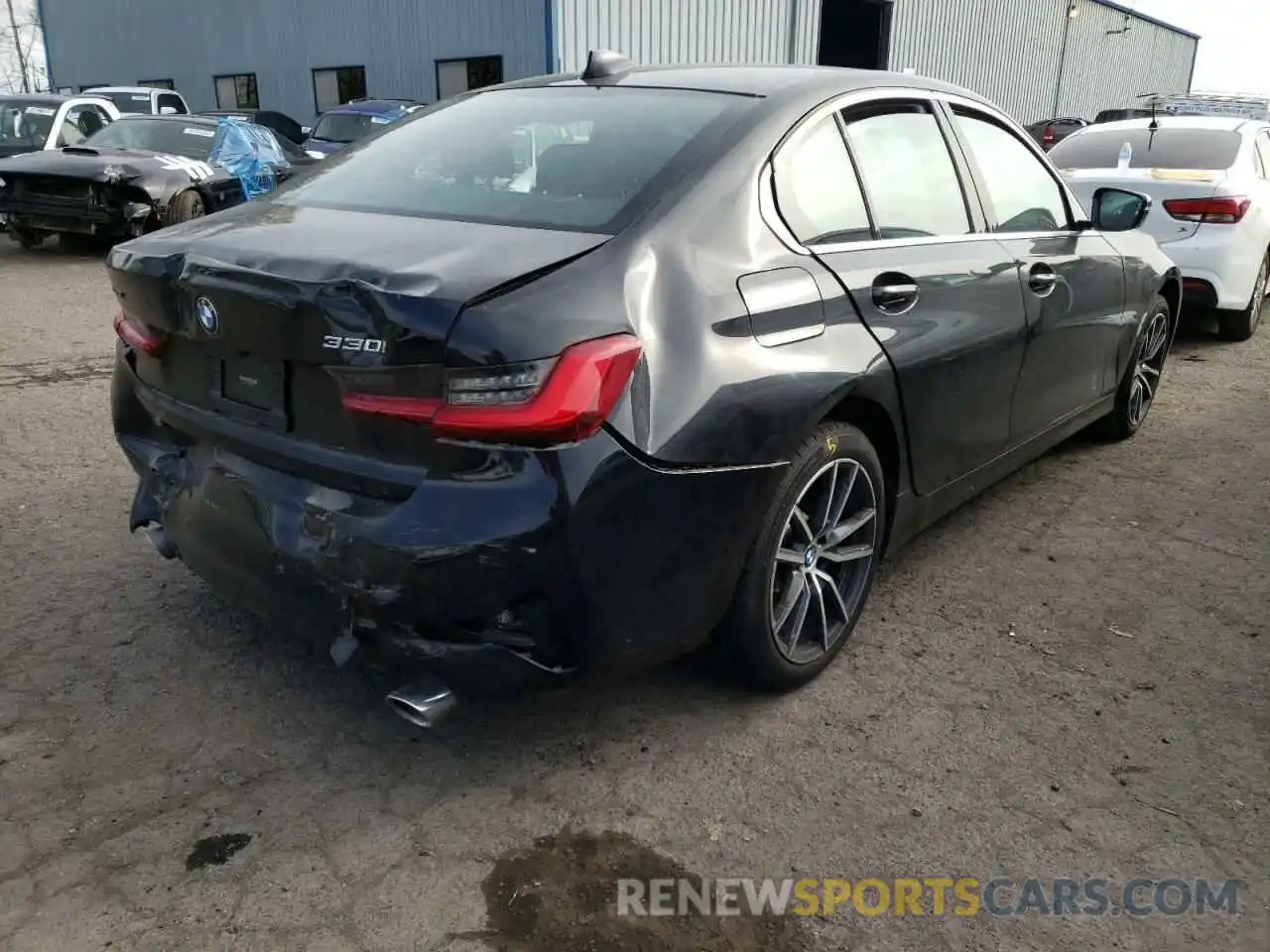 4 Photograph of a damaged car 3MW5R7J05M8C08029 BMW 3 SERIES 2021