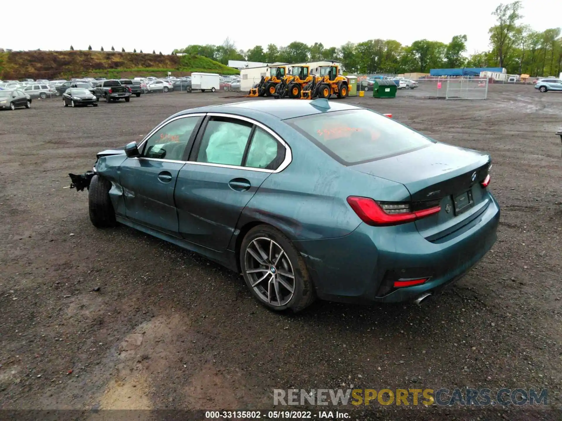 3 Photograph of a damaged car 3MW5R7J05M8C15384 BMW 3 SERIES 2021