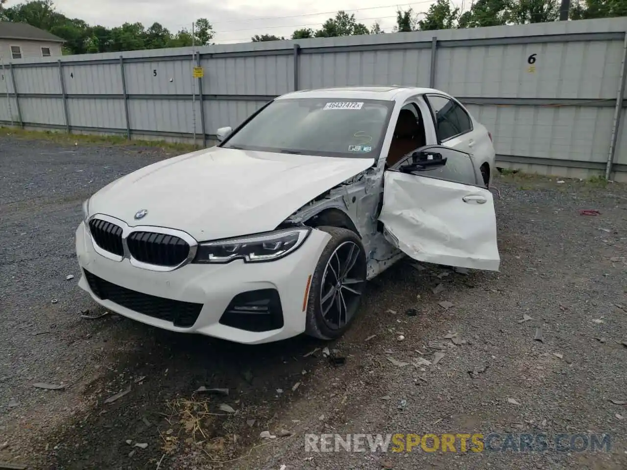 2 Photograph of a damaged car 3MW5R7J06M8C05690 BMW 3 SERIES 2021