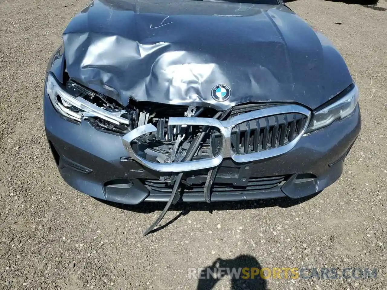 9 Photograph of a damaged car 3MW5R7J06M8C08153 BMW 3 SERIES 2021