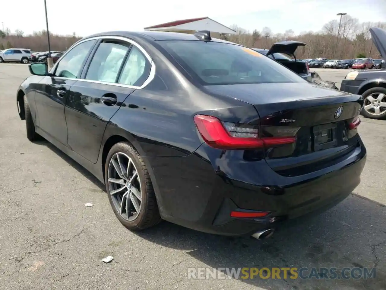 3 Photograph of a damaged car 3MW5R7J07M8B48111 BMW 3 SERIES 2021