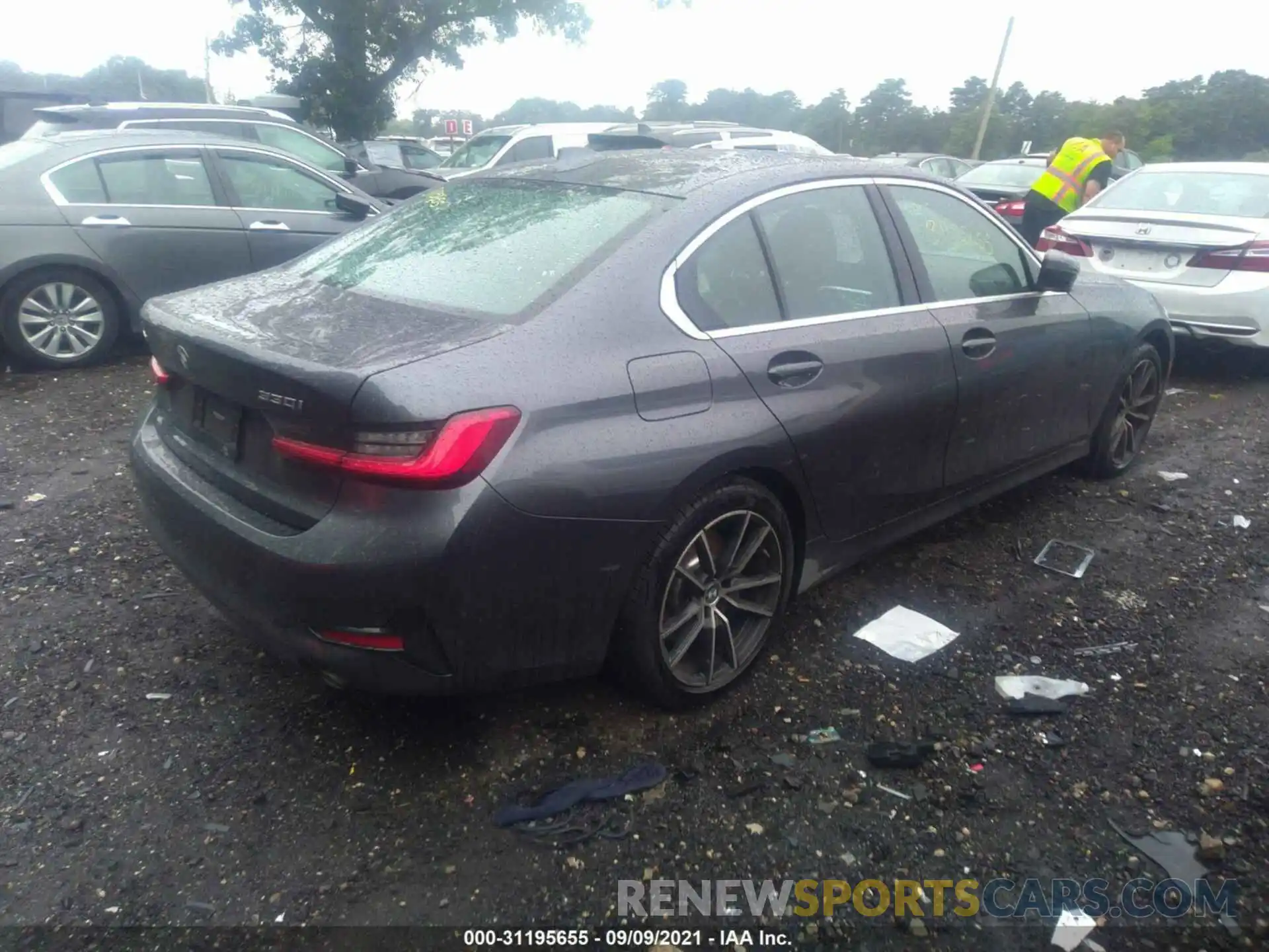 4 Photograph of a damaged car 3MW5R7J08M8B70859 BMW 3 SERIES 2021