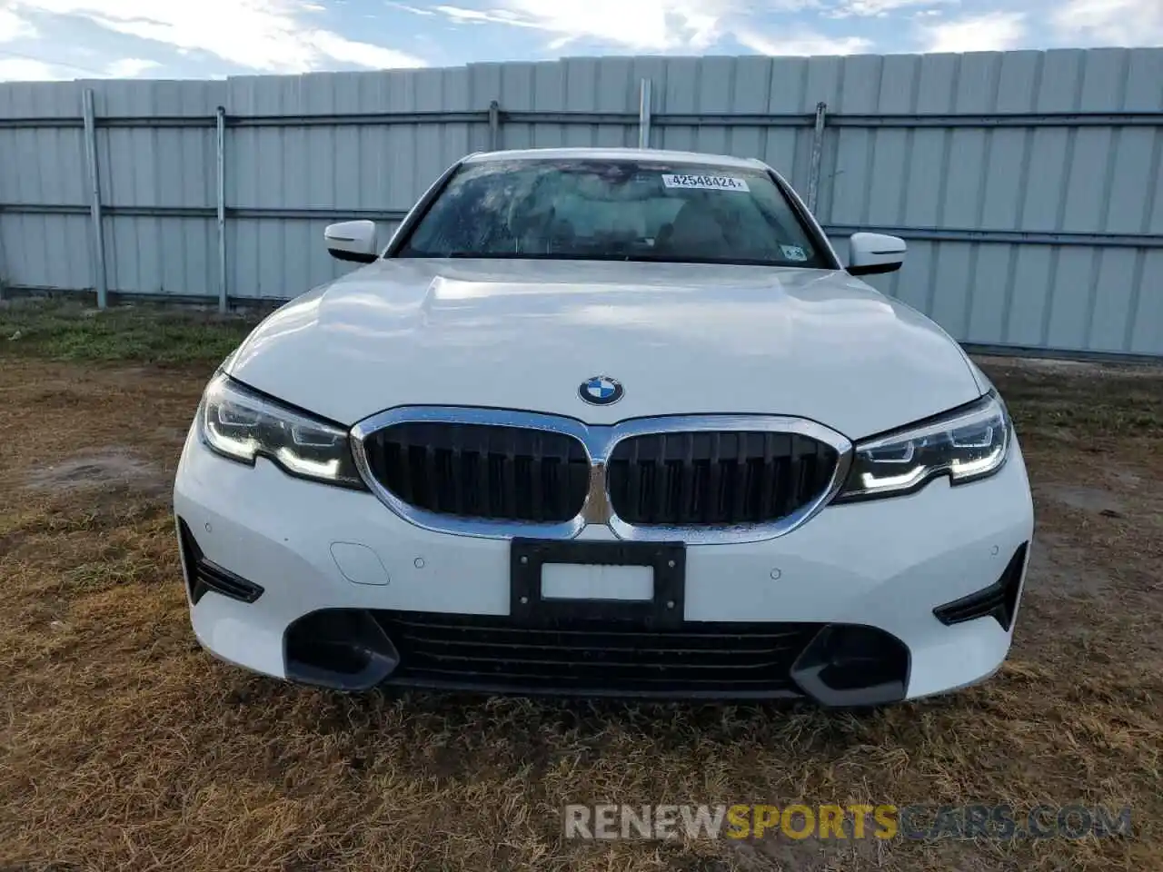 5 Photograph of a damaged car 3MW5R7J08M8C02502 BMW 3 SERIES 2021