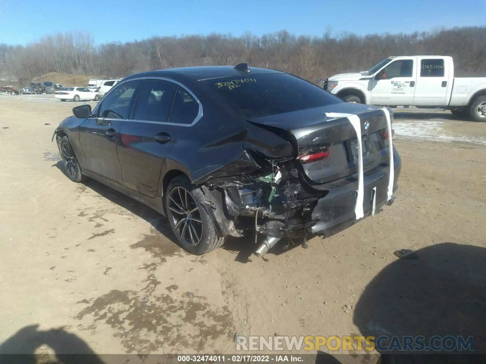 3 Photograph of a damaged car 3MW5R7J08M8C08090 BMW 3 SERIES 2021