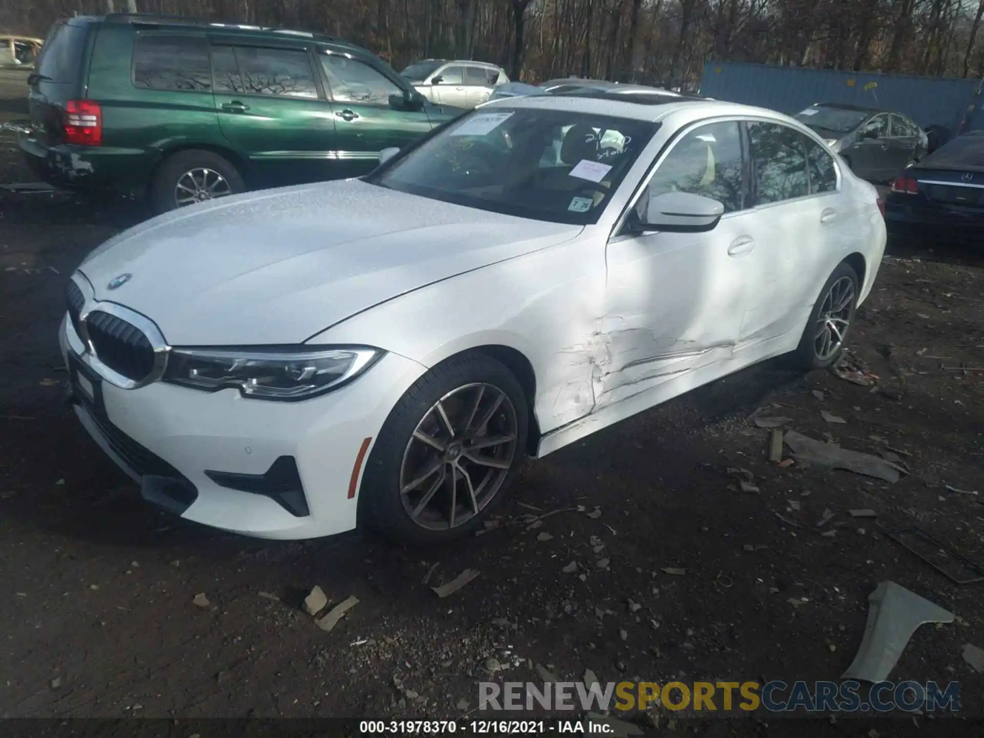 2 Photograph of a damaged car 3MW5R7J08M8C11295 BMW 3 SERIES 2021