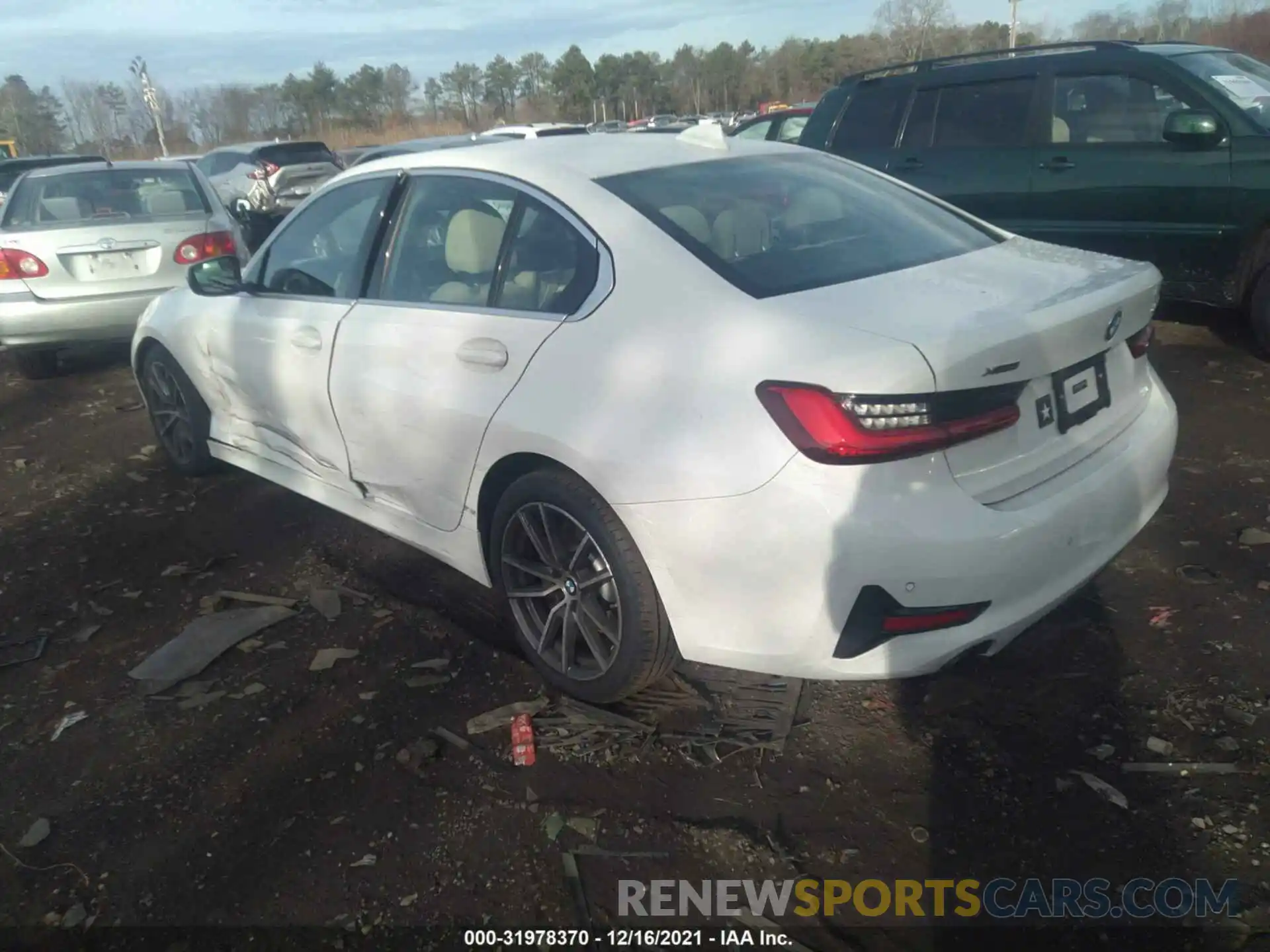 3 Photograph of a damaged car 3MW5R7J08M8C11295 BMW 3 SERIES 2021