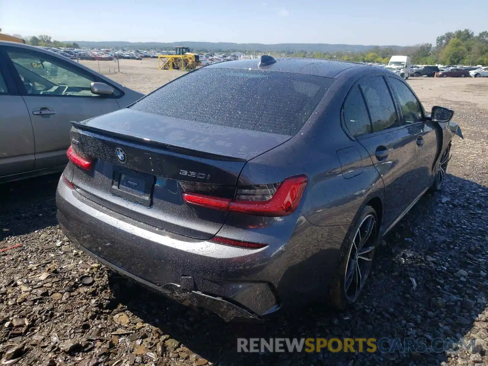 4 Photograph of a damaged car 3MW5R7J09M8B88688 BMW 3 SERIES 2021