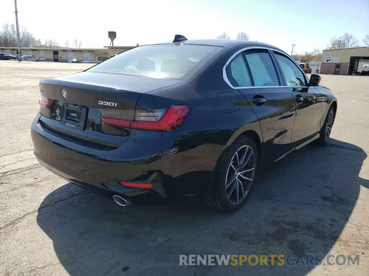 4 Photograph of a damaged car 3MW5R7J09M8C06784 BMW 3 SERIES 2021