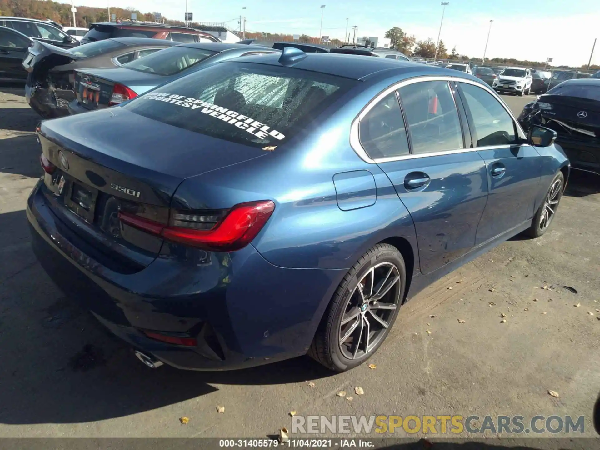 4 Photograph of a damaged car 3MW5R7J09M8C18773 BMW 3 SERIES 2021