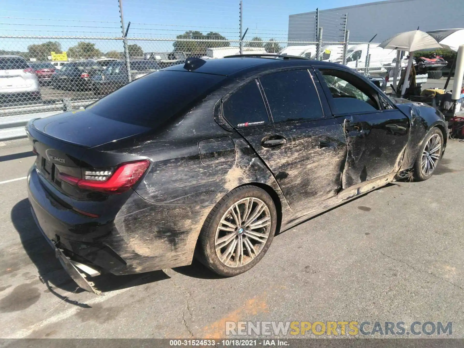 4 Photograph of a damaged car 3MW5U7J01M8B49172 BMW 3 SERIES 2021