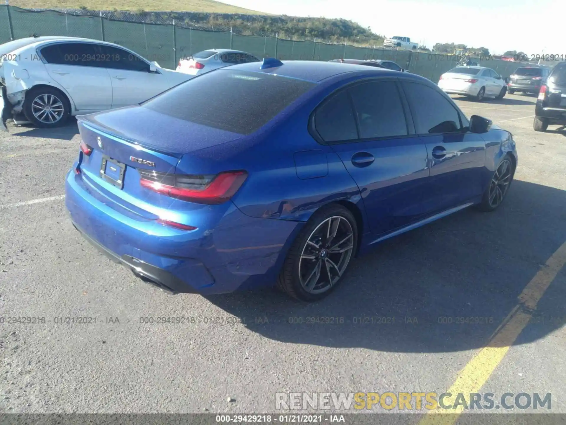 4 Photograph of a damaged car 3MW5U7J01M8B70118 BMW 3 SERIES 2021