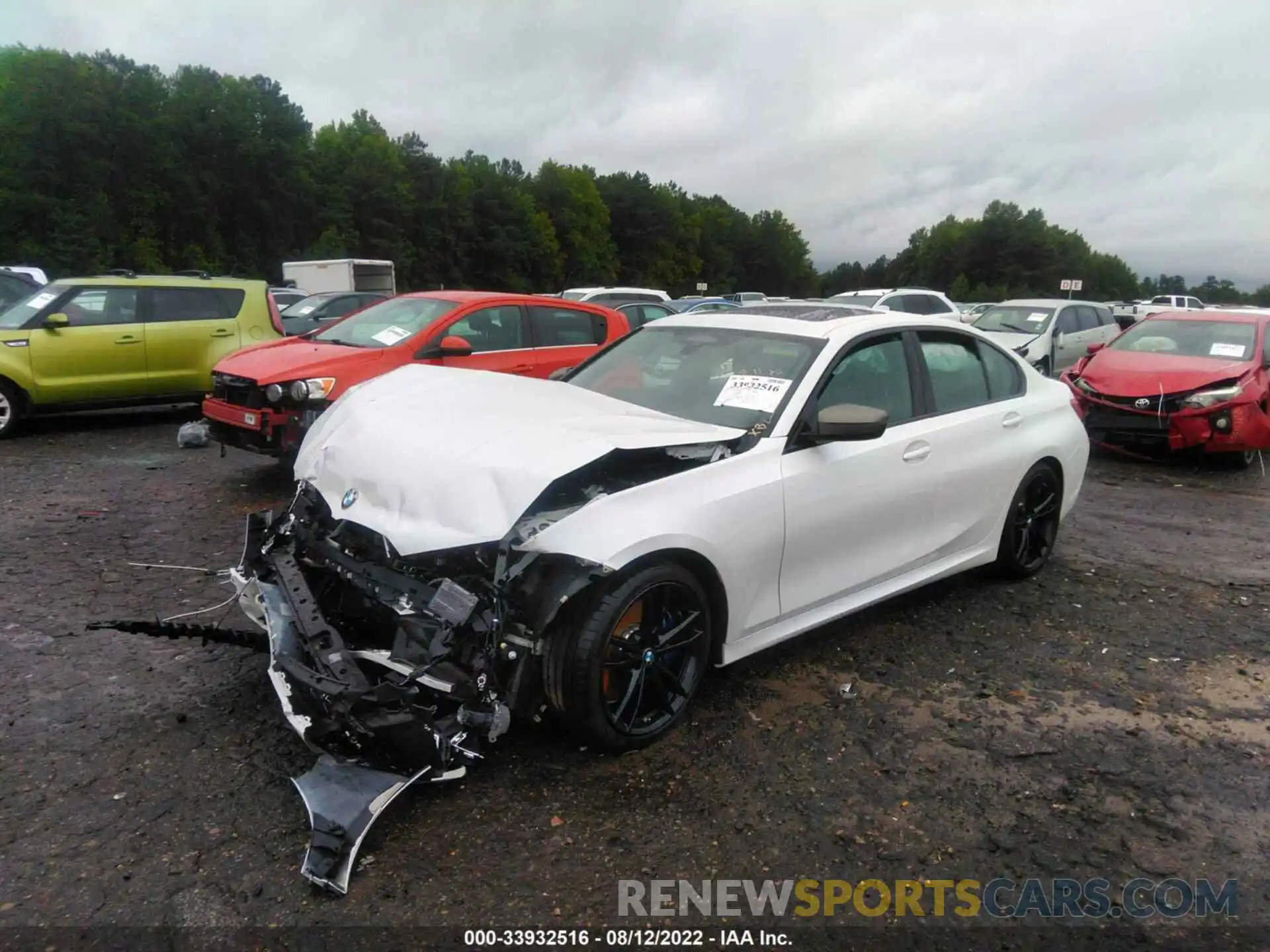 2 Photograph of a damaged car 3MW5U7J02M8B52145 BMW 3 SERIES 2021