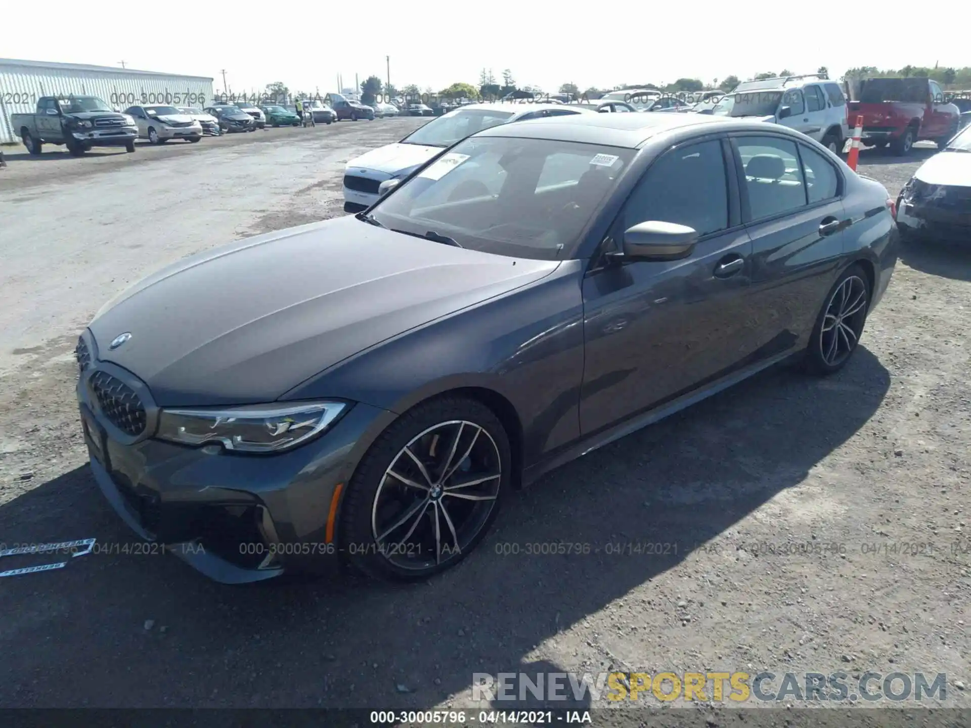 2 Photograph of a damaged car 3MW5U7J05M8B60501 BMW 3 SERIES 2021