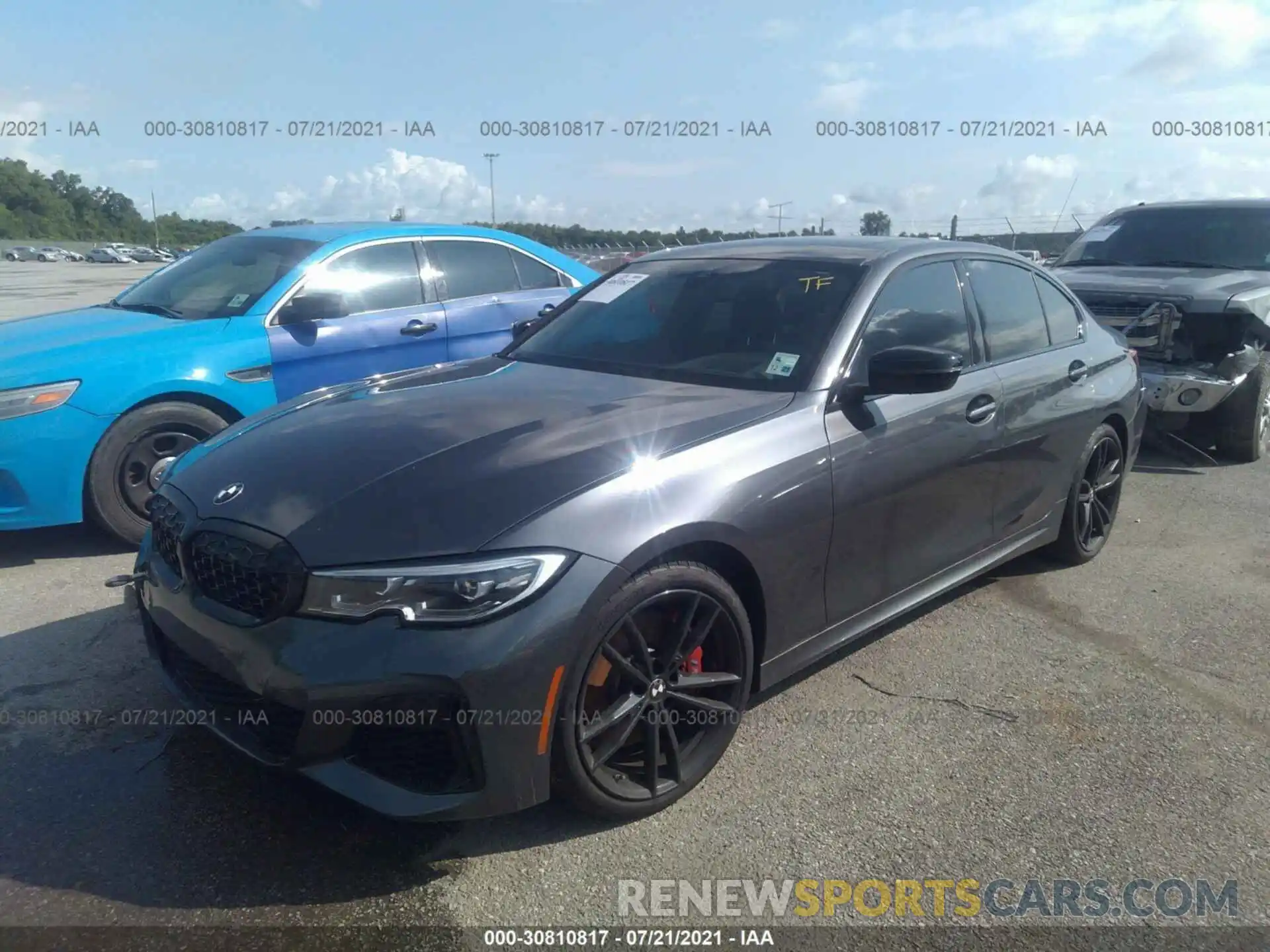 2 Photograph of a damaged car 3MW5U7J07M8B52951 BMW 3 SERIES 2021