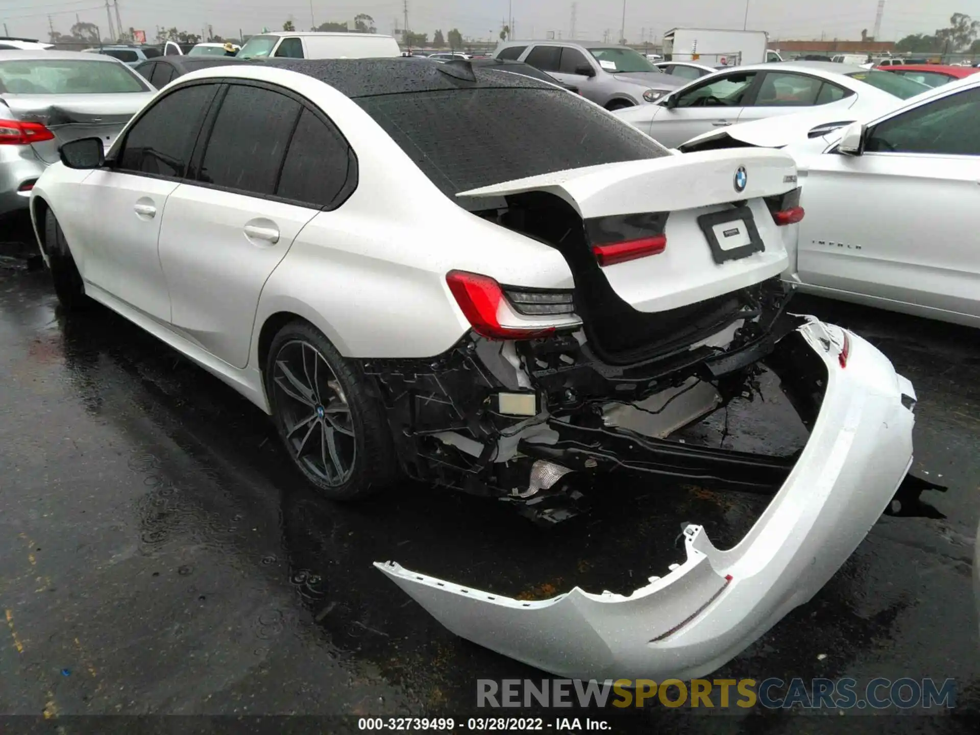 3 Photograph of a damaged car 3MW5U7J08M8B52439 BMW 3 SERIES 2021