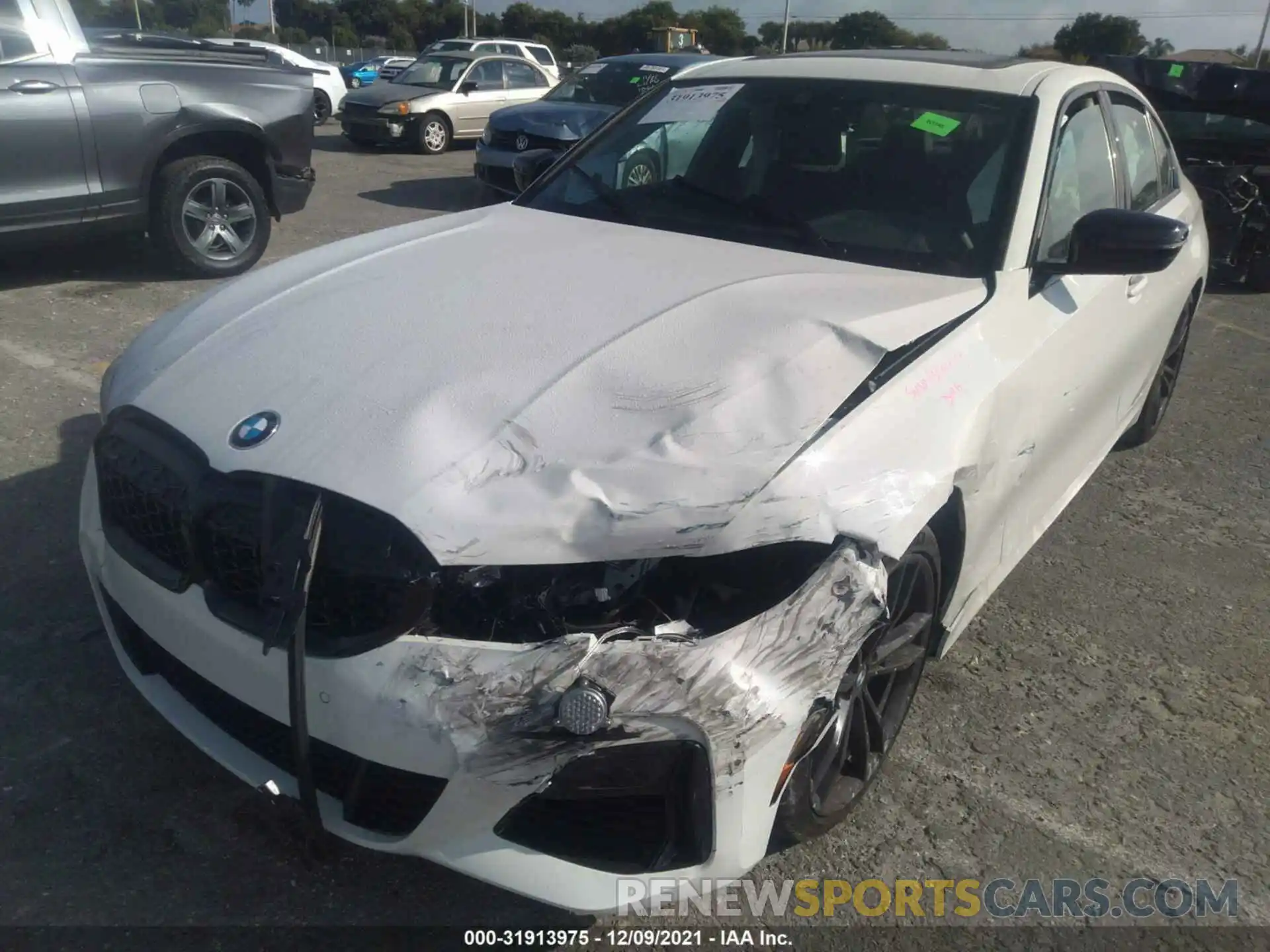 6 Photograph of a damaged car 3MW5U7J09M8C19078 BMW 3 SERIES 2021