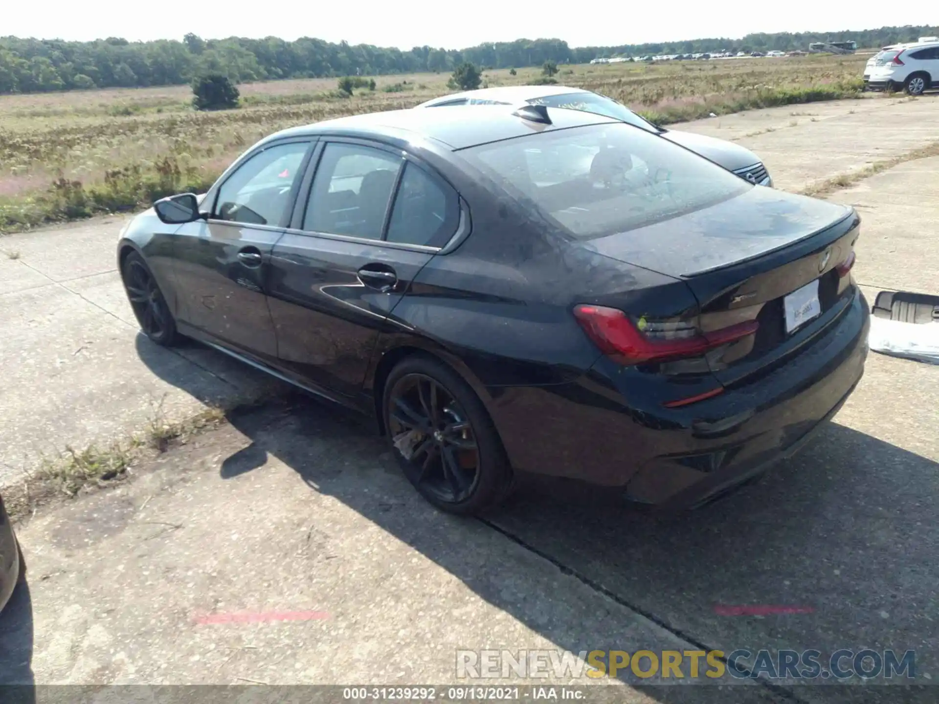 3 Photograph of a damaged car 3MW5U9J01M8B56814 BMW 3 SERIES 2021