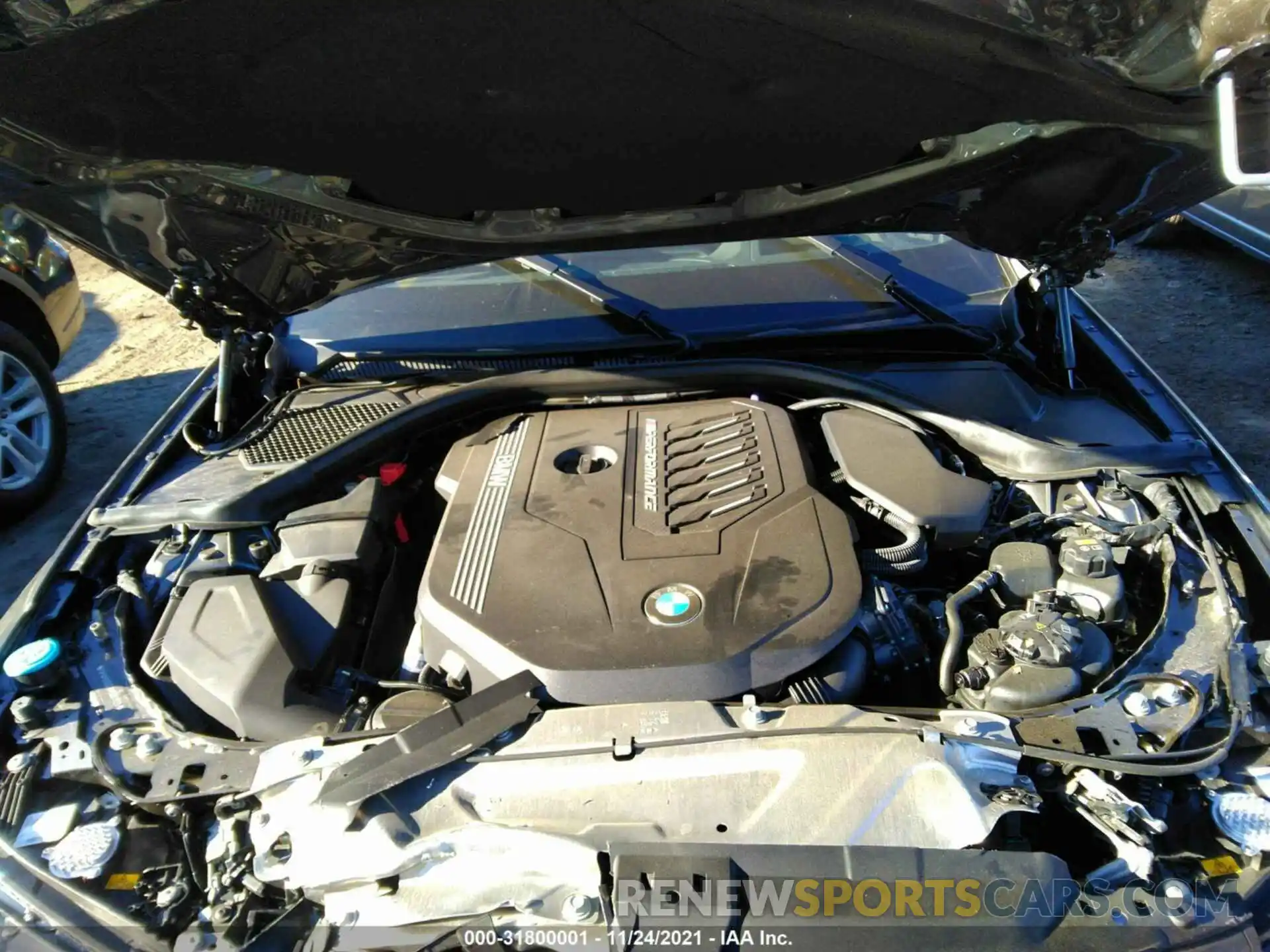 10 Photograph of a damaged car 3MW5U9J02M8B61620 BMW 3 SERIES 2021