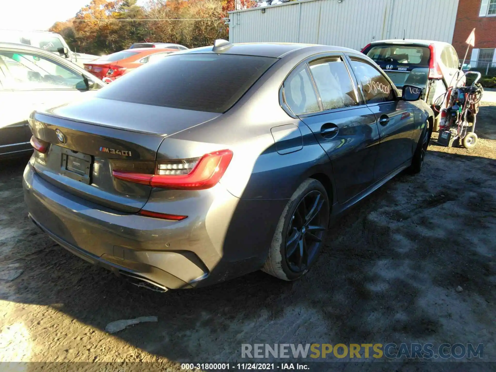 4 Photograph of a damaged car 3MW5U9J02M8B61620 BMW 3 SERIES 2021