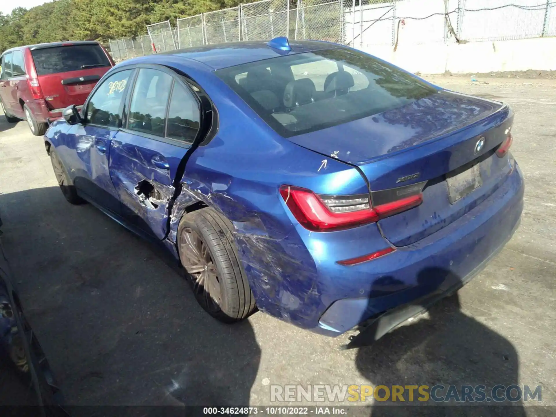 3 Photograph of a damaged car 3MW5U9J07M8B55473 BMW 3 SERIES 2021