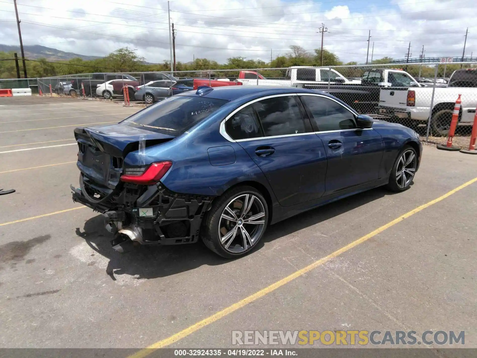 4 Photograph of a damaged car WBA5R7C09MFK36484 BMW 3 SERIES 2021