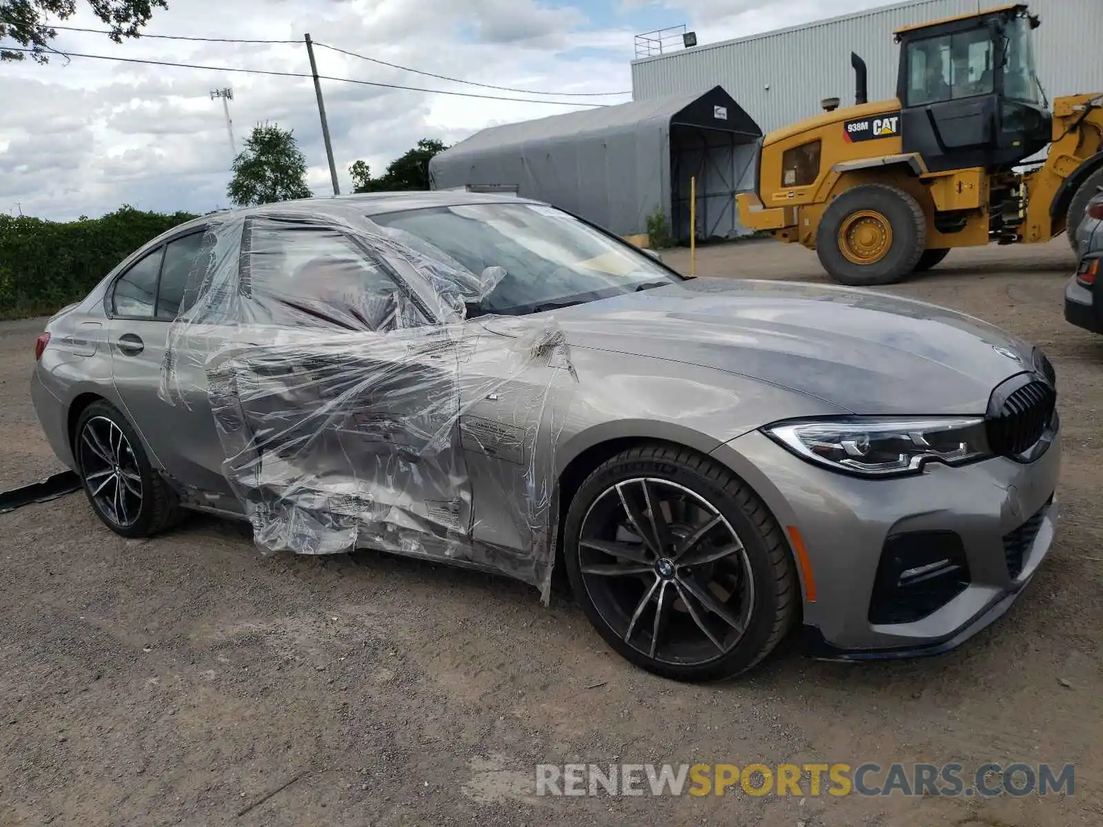 1 Photograph of a damaged car WBA5R7C09MFK49297 BMW 3 SERIES 2021