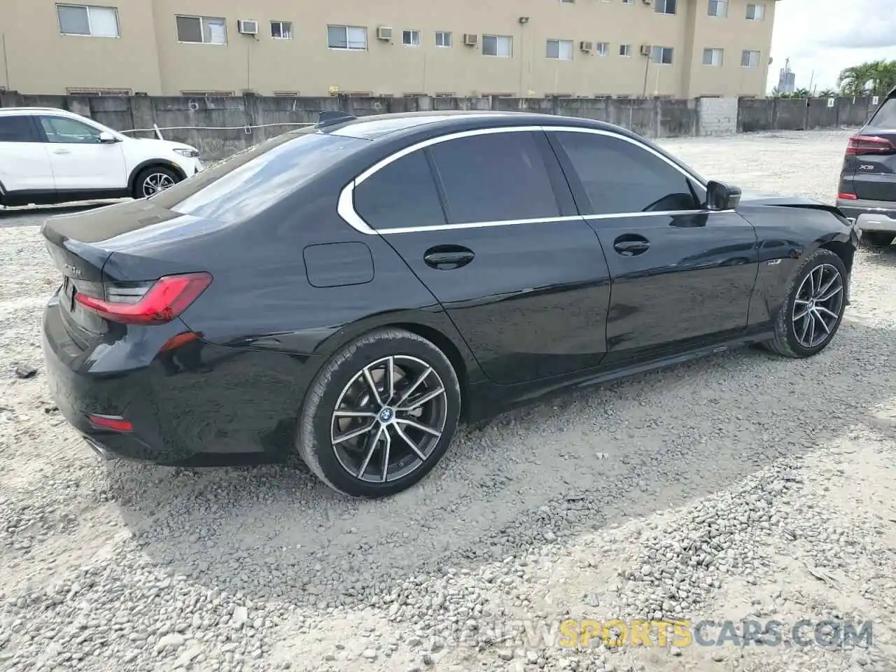 3 Фотография поврежденного автомобиля 3MW5P7J0XN8C75233 BMW 3 SERIES 2022