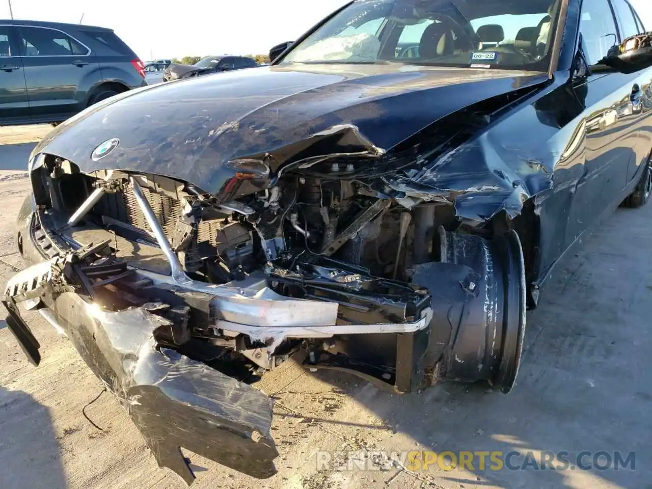 9 Photograph of a damaged car 3MW5R1J03N8C22297 BMW 3 SERIES 2022