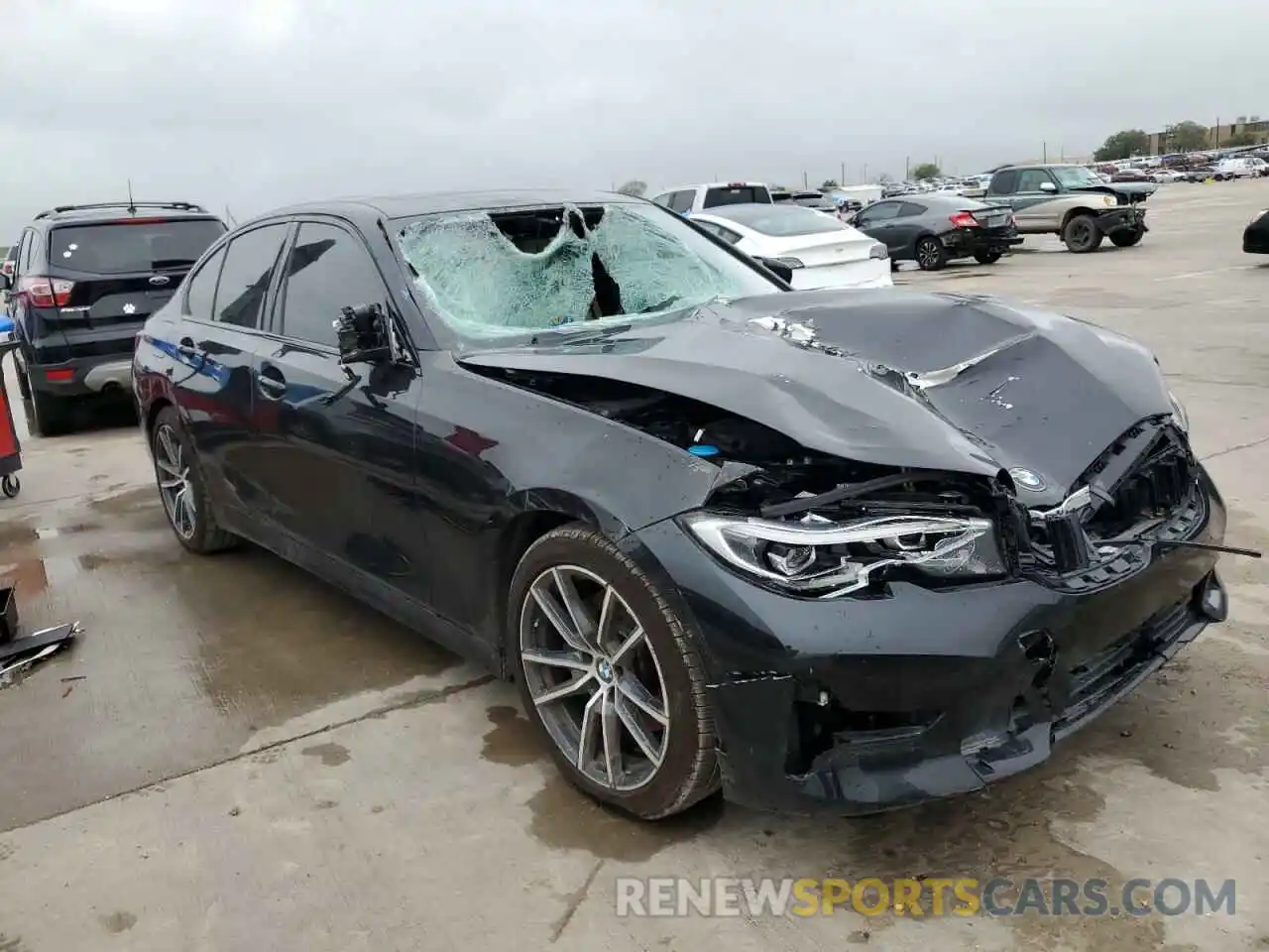 4 Photograph of a damaged car 3MW5R1J03N8C22428 BMW 3 SERIES 2022