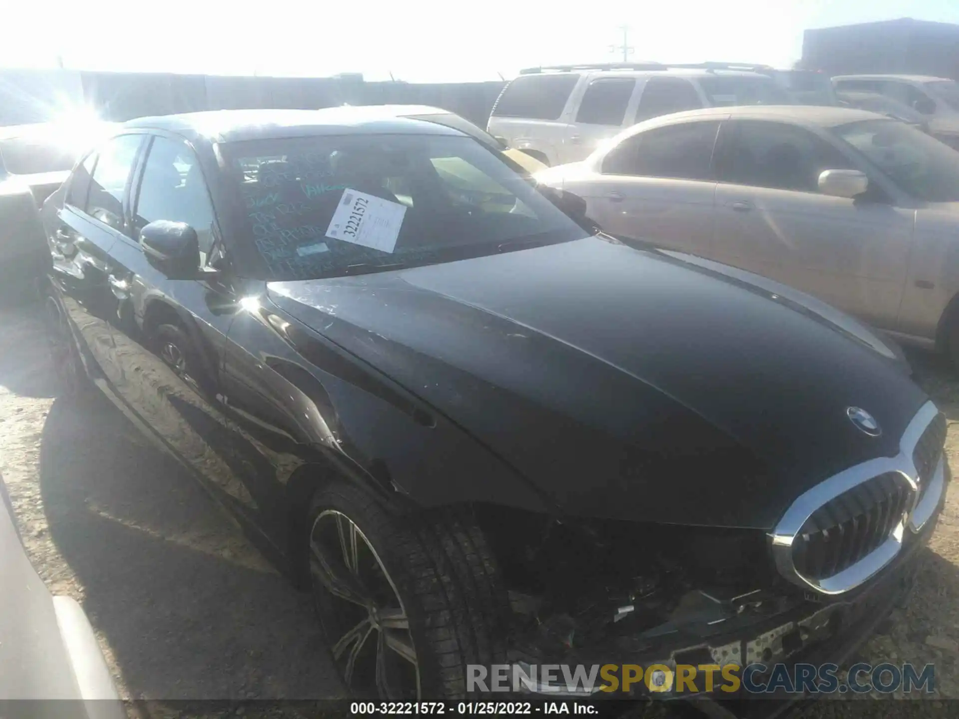 1 Photograph of a damaged car 3MW5R1J03N8C25720 BMW 3 SERIES 2022