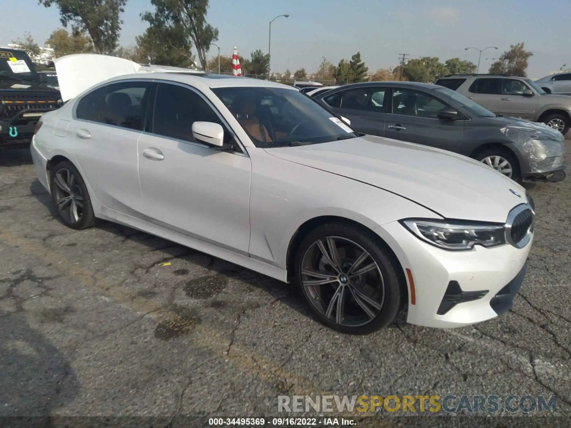 1 Photograph of a damaged car 3MW5R1J03N8C44011 BMW 3 SERIES 2022