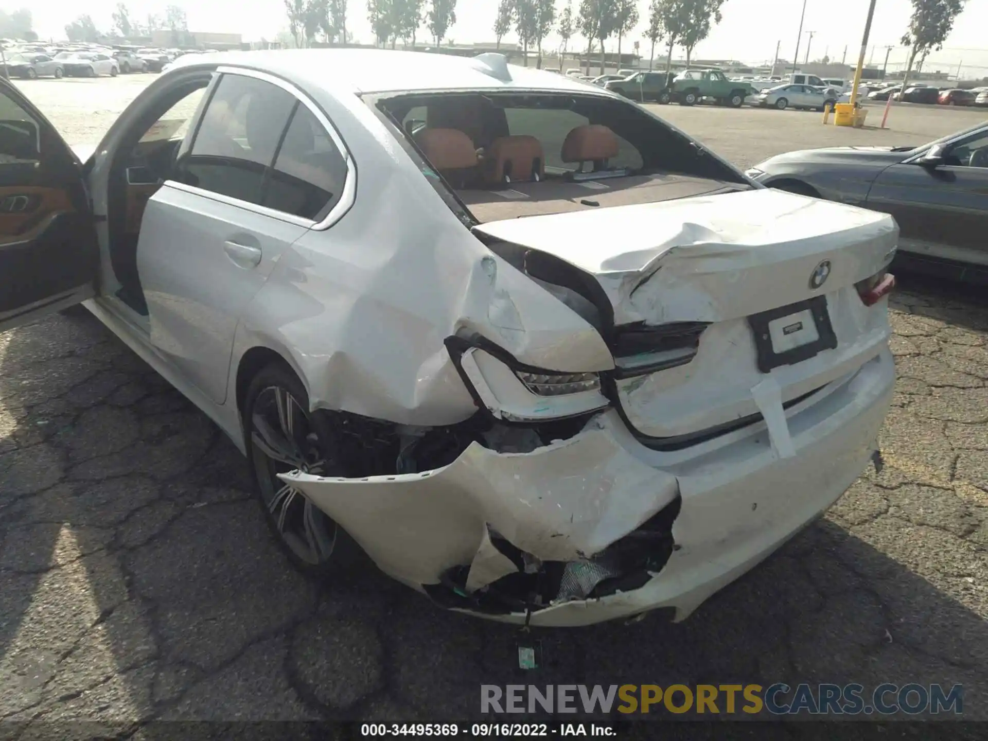 6 Photograph of a damaged car 3MW5R1J03N8C44011 BMW 3 SERIES 2022