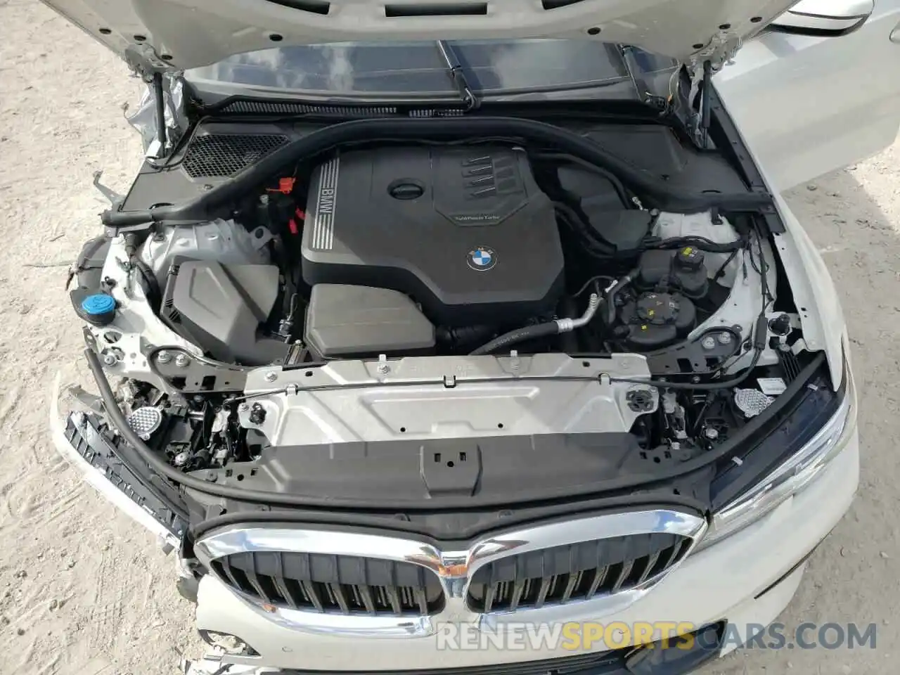 7 Фотография поврежденного автомобиля 3MW5R1J04N8C24222 BMW 3 SERIES 2022