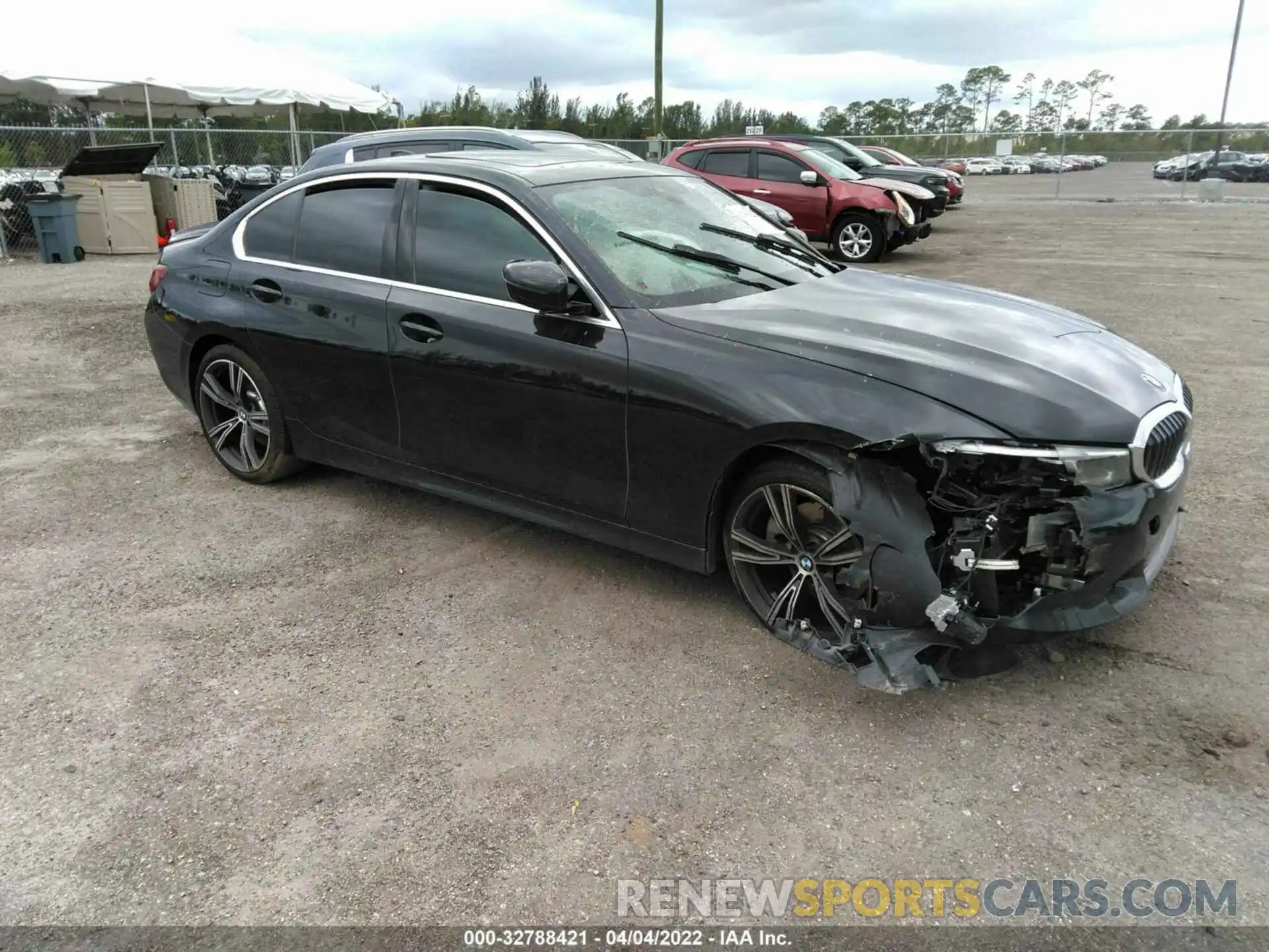 1 Photograph of a damaged car 3MW5R1J04N8C34068 BMW 3 SERIES 2022