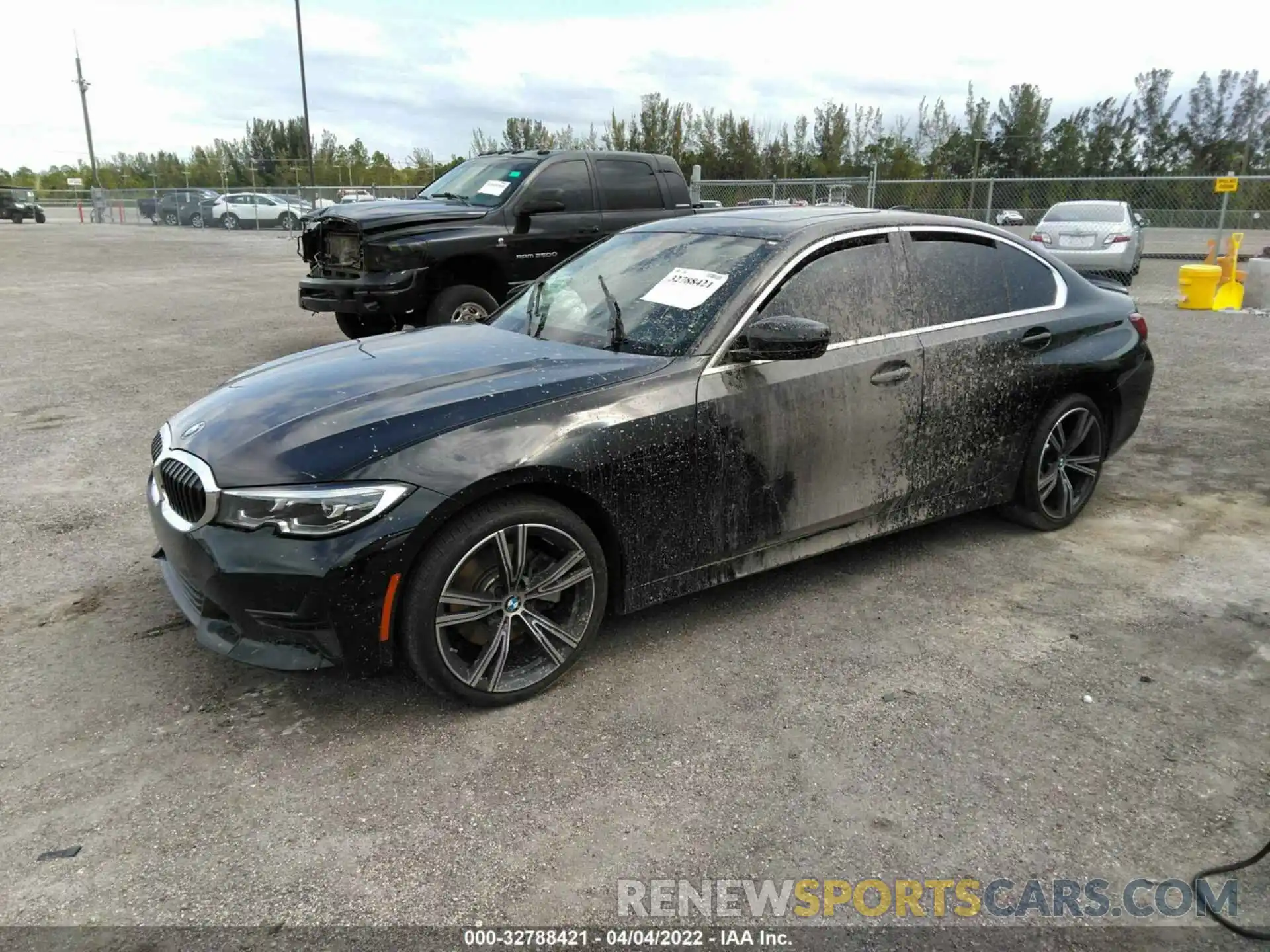 2 Photograph of a damaged car 3MW5R1J04N8C34068 BMW 3 SERIES 2022