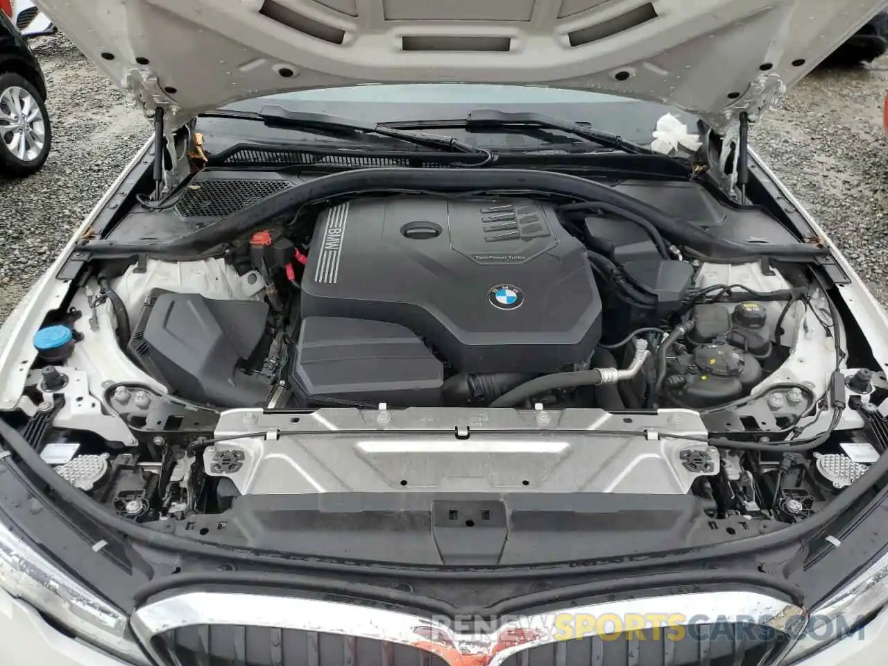 11 Фотография поврежденного автомобиля 3MW5R1J07N8C22576 BMW 3 SERIES 2022