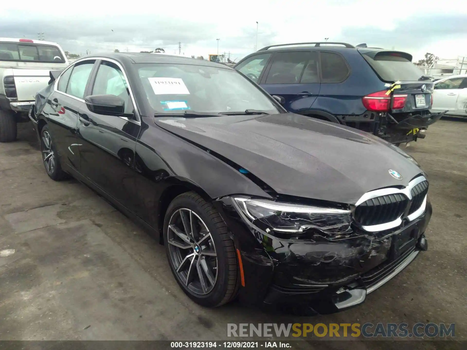 1 Photograph of a damaged car 3MW5R1J08N8C38270 BMW 3 SERIES 2022