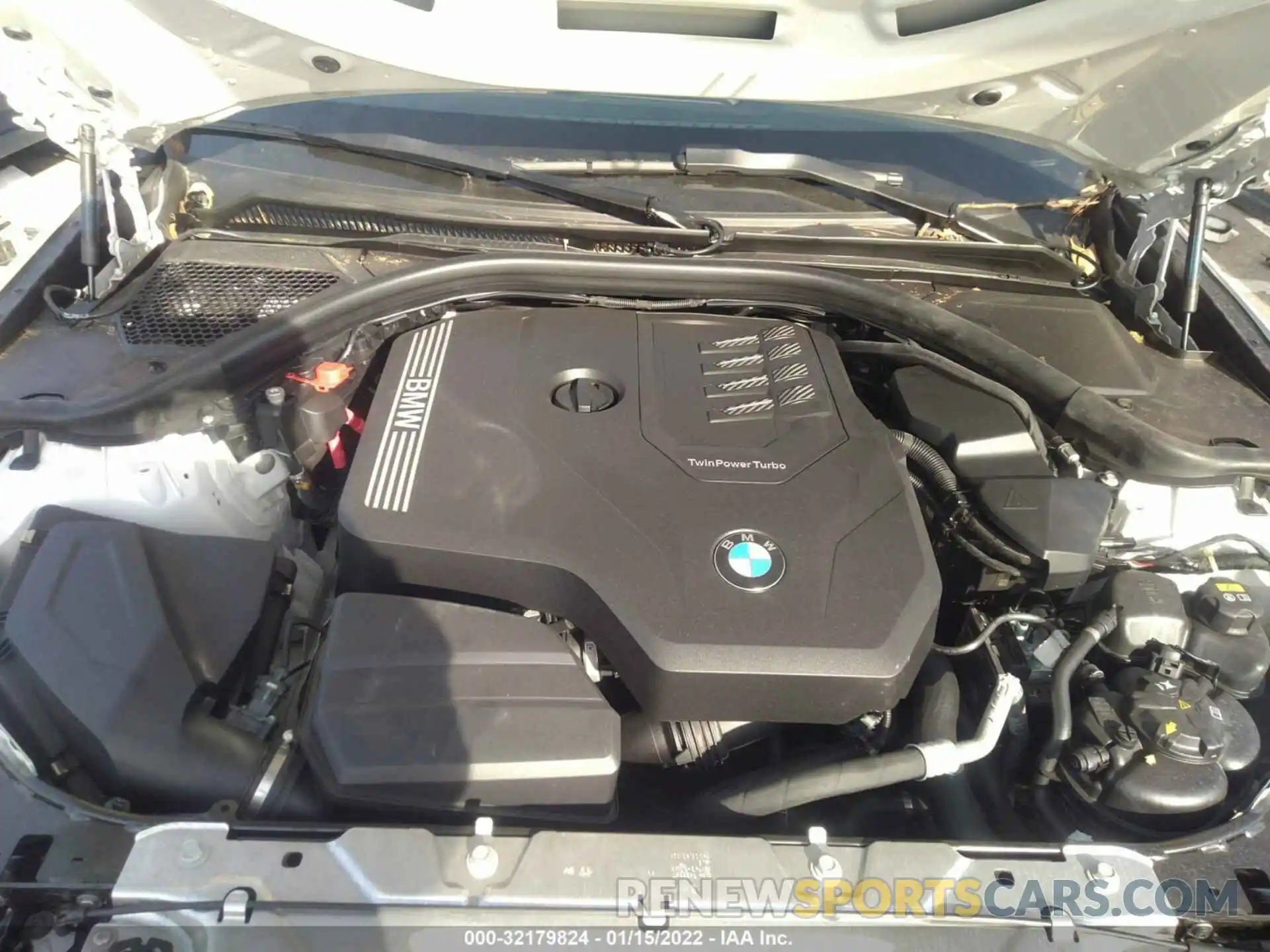 10 Фотография поврежденного автомобиля 3MW5R1J09N8C30422 BMW 3 SERIES 2022