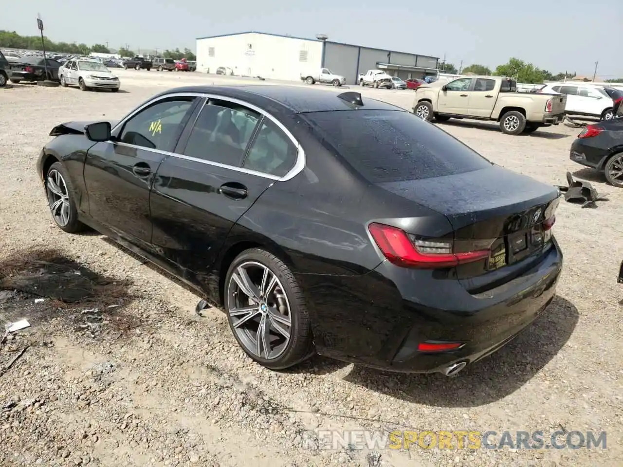 3 Photograph of a damaged car 3MW5R1J09N8C42862 BMW 3 SERIES 2022