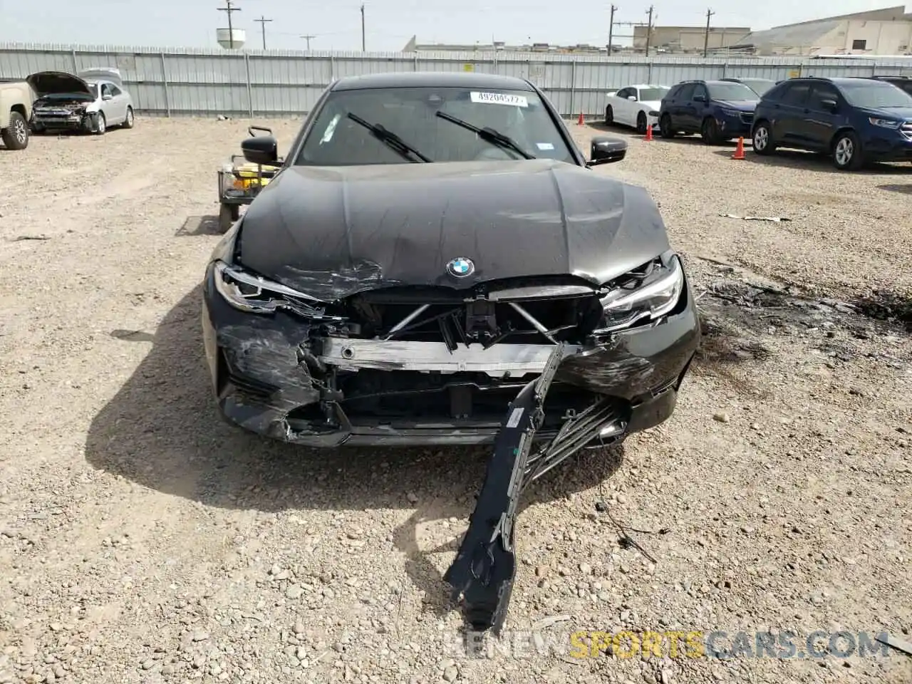 7 Photograph of a damaged car 3MW5R1J09N8C42862 BMW 3 SERIES 2022